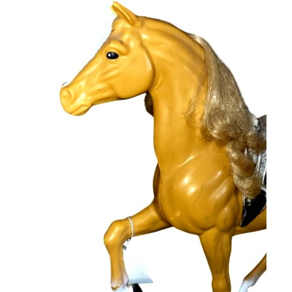 1980 VNTG Mattel Barbie's Palomino Horse Dallas, Blaze Face, Rooted Mane Tail - Picture 3 of 10